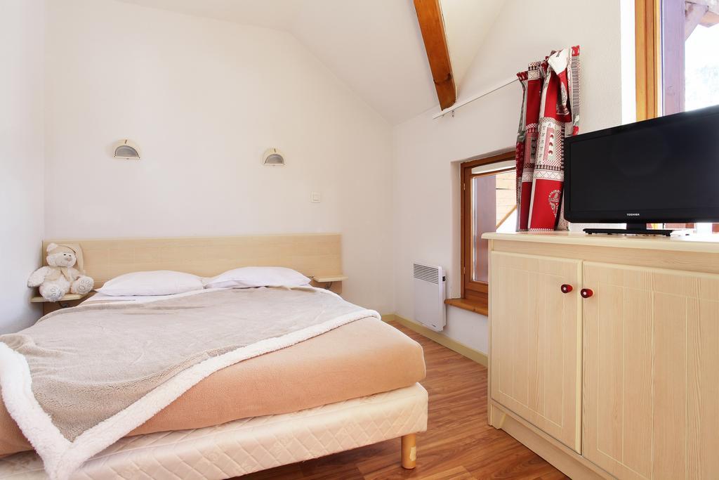 Residence Le Hameau - Saint-Francois-Longchamp Saint-François-Longchamp Eksteriør billede